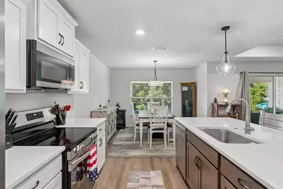 8948 Carrie Way, Weeki Wachee, FL 34613 - Photo 17
