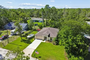 8948 Carrie Way, Weeki Wachee, FL 34613 - Photo 45