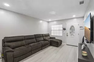 3922 W Robson St, Tampa, FL 33614 - Photo 5