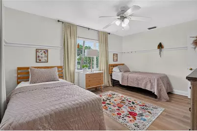 6550 Renaldo Way S, Saint Petersburg, FL 33707 - Photo 23