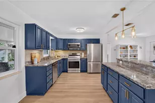 6550 Renaldo Way S, Saint Petersburg, FL 33707 - Photo 15