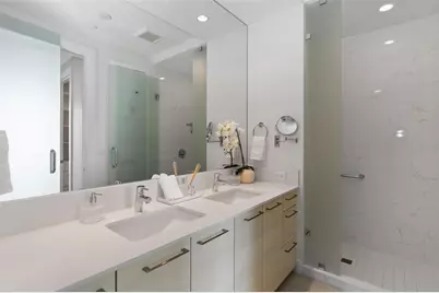 100 1st Avenue N #2302, Saint Petersburg, FL 33701 - Photo 29