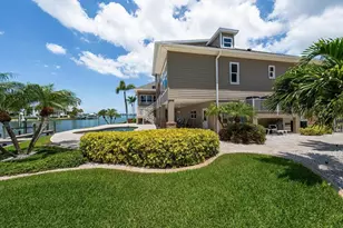 226 Poinciana Ln, Largo, FL 33770 - Photo 69