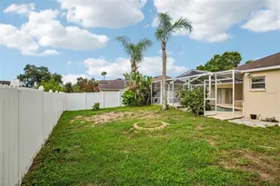 2302 Towering Oaks Cir, Seffner, FL 33584 - Photo 37