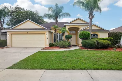 2302 Towering Oaks Circle, Seffner, FL 33584 - Photo 1