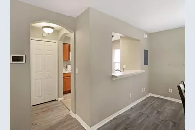 7127 Waterside Drive, Tampa, FL 33617 - Photo 23