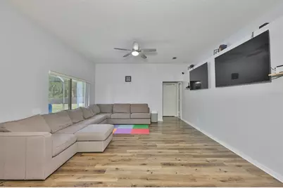 10234 Bloomfield Hills Drive, Seffner, FL 33584 - Photo 13