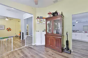 10234 Bloomfield Hills Dr, Seffner, FL 33584 - Photo 15