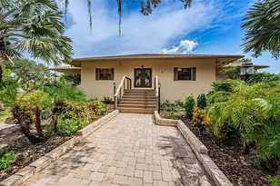 1686 Seascape Cir, Tarpon Springs, FL 34689 - Photo 27