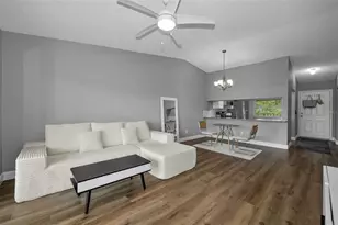 1686 Seascape Cir, Tarpon Springs, FL 34689 - Photo 3