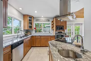 894 Joan St, Dunedin, FL 34698 - Photo 15