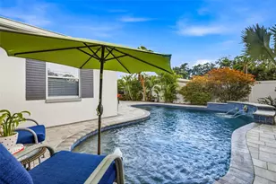 894 Joan St, Dunedin, FL 34698 - Photo 31