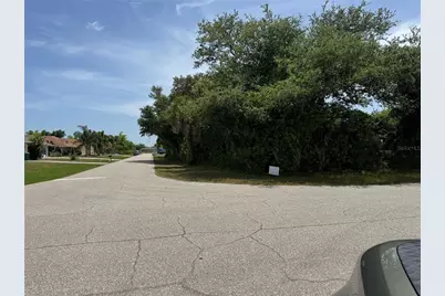 7251 Finnegan Street, Port Charlotte, FL 33981 - Photo 9