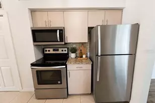 6001 Cedar St NE, Saint Petersburg, FL 33703 - Photo 17