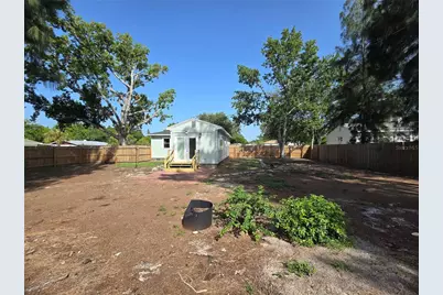 6001 Cedar Street NE, Saint Petersburg, FL 33703 - Photo 41