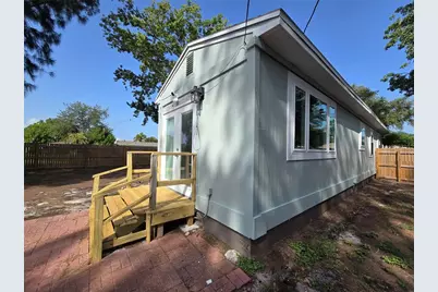 6001 Cedar Street NE, Saint Petersburg, FL 33703 - Photo 43