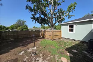 6001 Cedar St NE, Saint Petersburg, FL 33703 - Photo 37