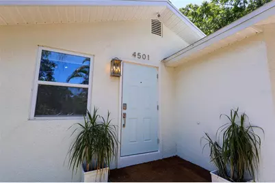4501 70th Street N, Saint Petersburg, FL 33709 - Photo 3