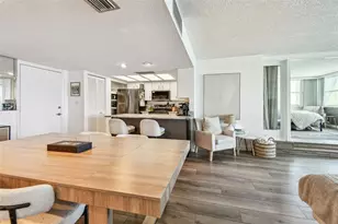 500 Treasure Island Causeway, Saint Petersburg, FL 33706 - Photo 23