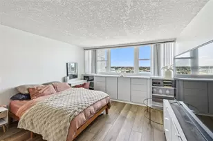 500 Treasure Island Causeway, Saint Petersburg, FL 33706 - Photo 51