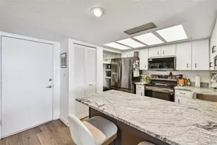 500 Treasure Island Causeway, Saint Petersburg, FL 33706 - Photo 13