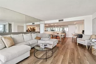 500 Treasure Island Causeway, Saint Petersburg, FL 33706 - Photo 35
