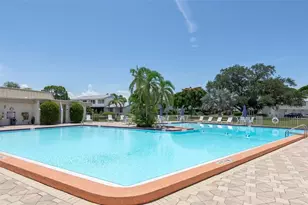 3281 38th Way S, Saint Petersburg, FL 33711 - Photo 35