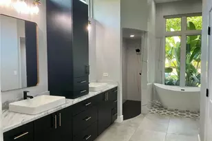 126 Old Oak Cir, Palm Harbor, FL 34683 - Photo 23