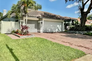 126 Old Oak Cir, Palm Harbor, FL 34683 - Photo 3