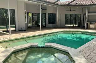 126 Old Oak Cir, Palm Harbor, FL 34683 - Photo 5