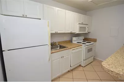 1400 Gandy Boulevard N #607, Saint Petersburg, FL 33702 - Photo 7