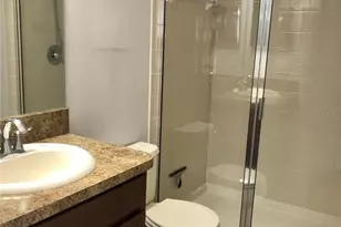 8541 Brushleaf Way, Tampa, FL 33647 - Photo 7