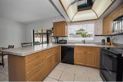 1614 Dale Circle N, Dunedin, FL 34698 - Photo 9