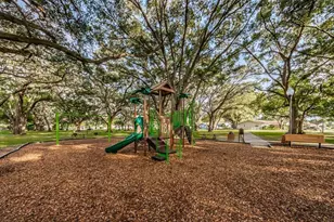 1614 Dale Cir N, Dunedin, FL 34698 - Photo 43