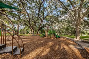 1614 Dale Cir N, Dunedin, FL 34698 - Photo 47