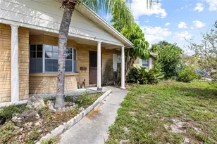 4709 Travertine Dr, Tampa, FL 33615 - Photo 3