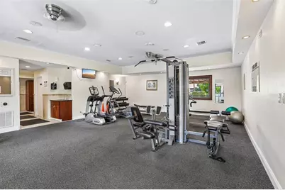 10263 Gandy Boulevard N #2416, Saint Petersburg, FL 33702 - Photo 17