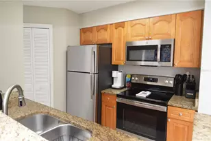 8752 Mallard Reserve Dr, Tampa, FL 33614 - Photo 5