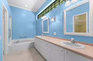 4201 Waterscape Dr, Palm Harbor, FL 34685 - Photo 23