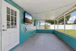 8090 68th St N, Pinellas Park, FL 33781 - Photo 27