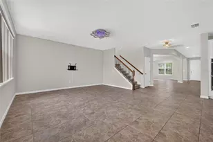 11628 Lake Lucaya Dr, Riverview, FL 33579 - Photo 7