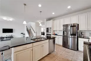 11628 Lake Lucaya Dr, Riverview, FL 33579 - Photo 13