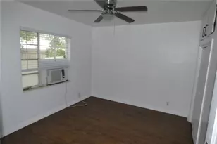 2567 15th Ave N, Saint Petersburg, FL 33713 - Photo 7