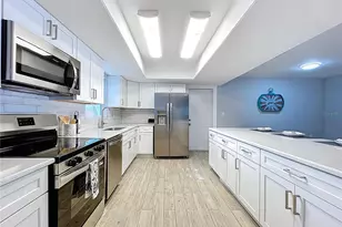 7960 2nd St N, Saint Petersburg, FL 33702 - Photo 5