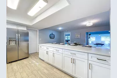 7960 2nd Street N, Saint Petersburg, FL 33702 - Photo 9