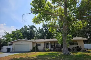 1417 27th St W, Bradenton, FL 34205 - Photo 1