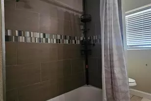 1417 27th St W, Bradenton, FL 34205 - Photo 21