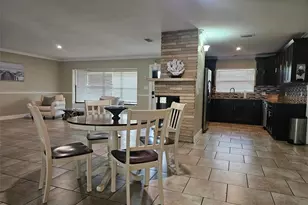 1417 27th St W, Bradenton, FL 34205 - Photo 5