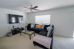 10561 Laguna Plains Dr, Riverview, FL 33578 - Photo 5