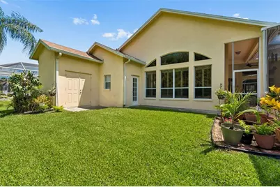 10111 Kingshyre Way, Tampa, FL 33647 - Photo 45